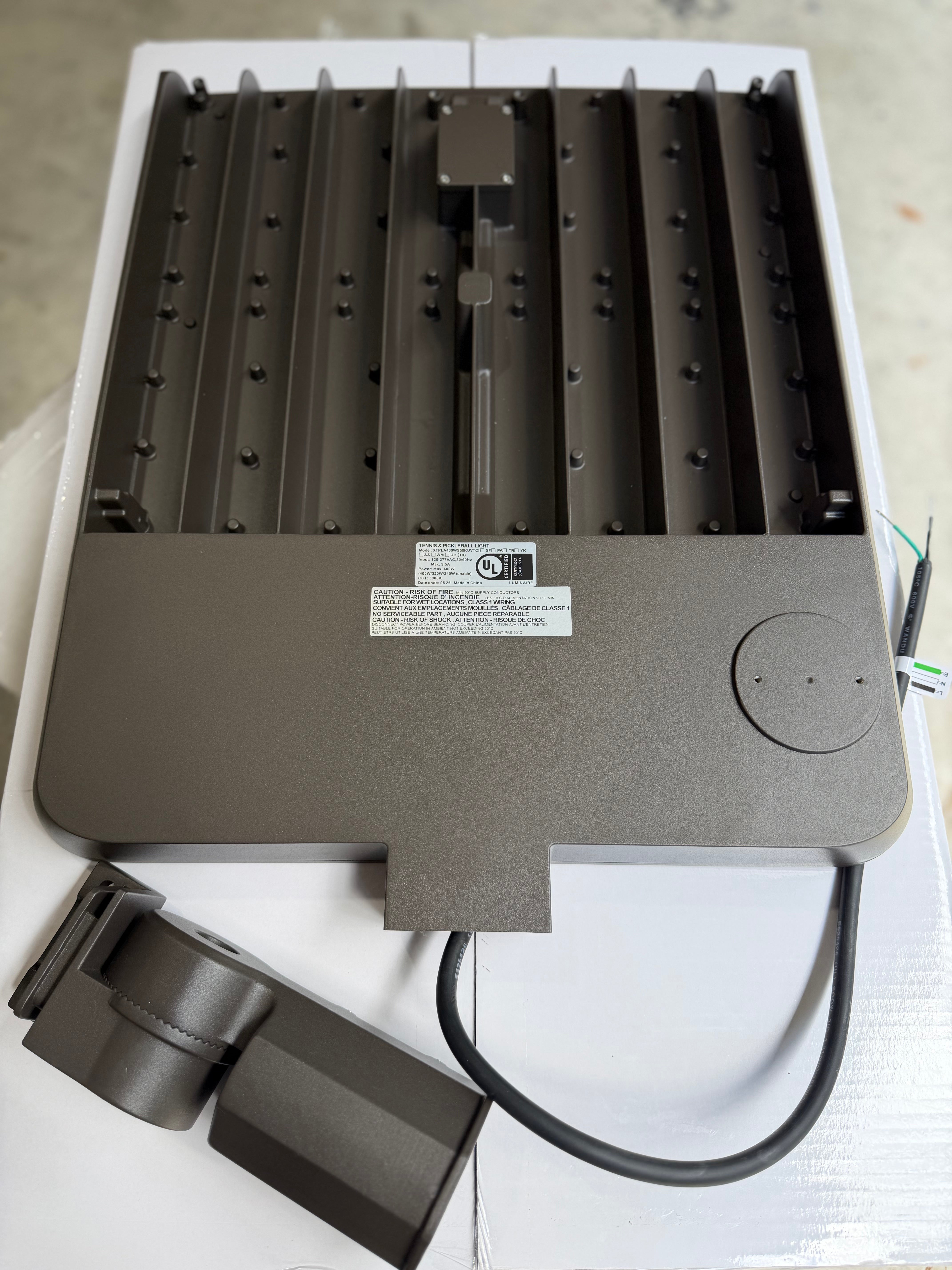 400W LED Tennis & Pickleball Court Light